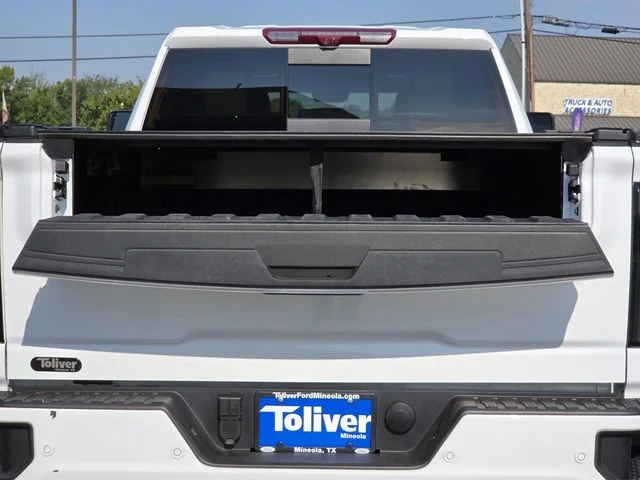 Used 2025 Summit White GMC AT4 image 12