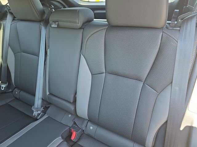 New 2026 MAGNETITE GRAY PEARL Subaru Wilderness image 17