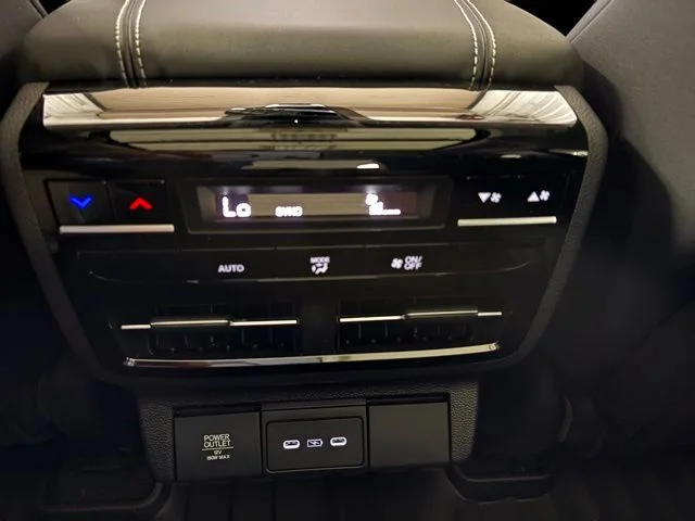 New 2026 Platinum White Pearl Acura Technology Package image 15