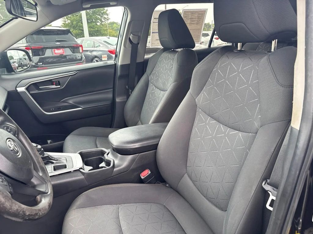 Certified Used 2021 Midnight Black Metallic Toyota XLE image 31