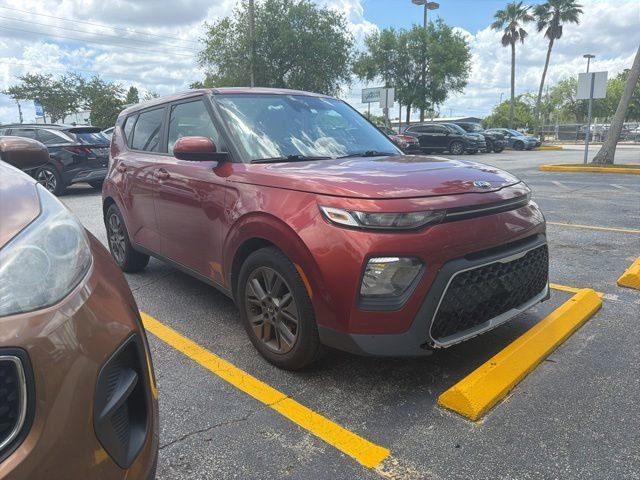 2021 Kia Soul 2.0L S IVT's photo
