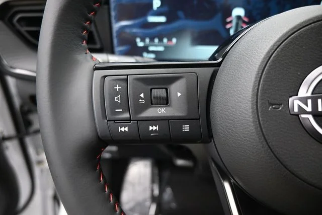 New 2026 Aspen White TriCoat Nissan SR image 21