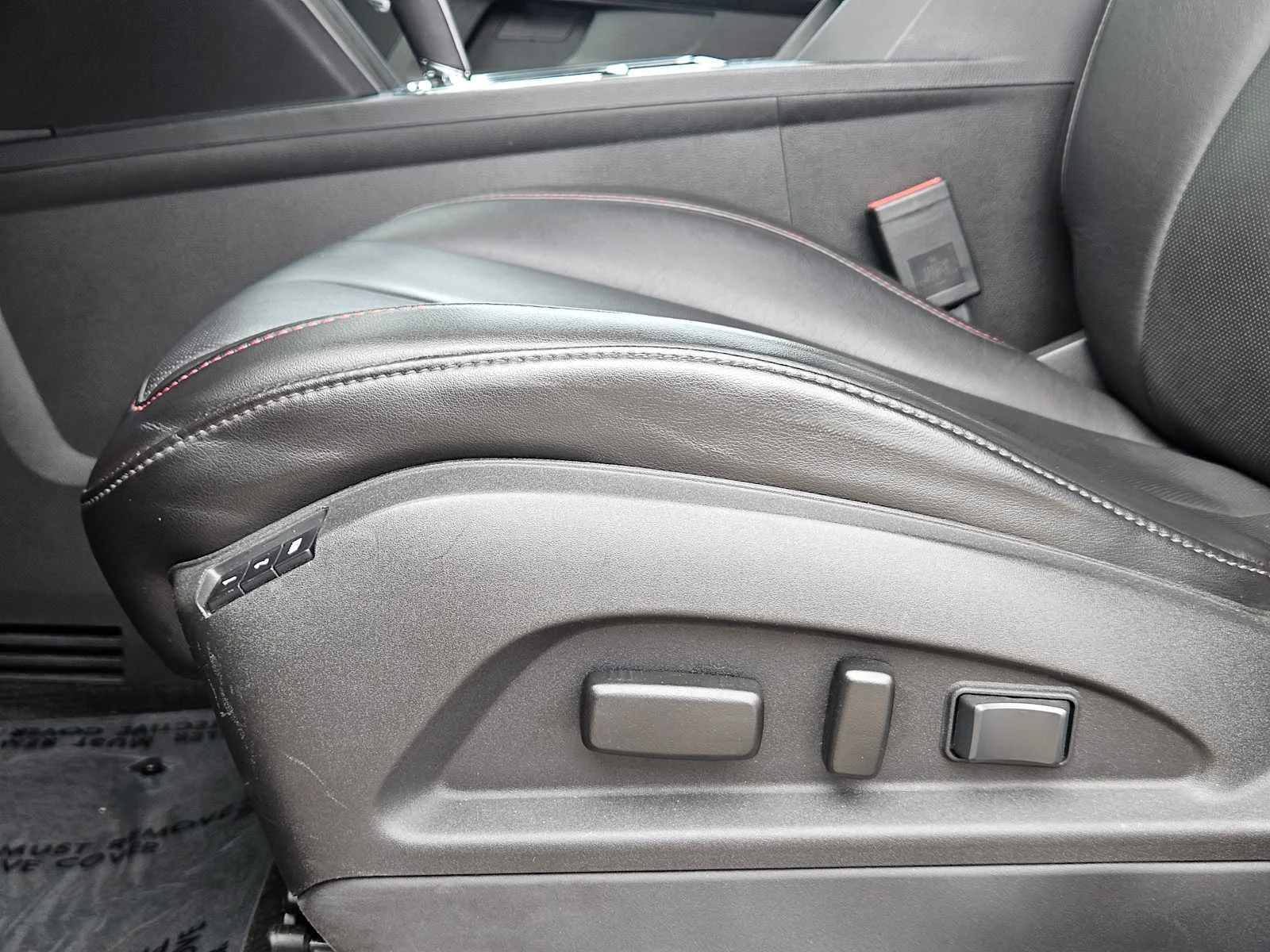 Used 2013 Black Granite Metallic Chevrolet LTZ image 19