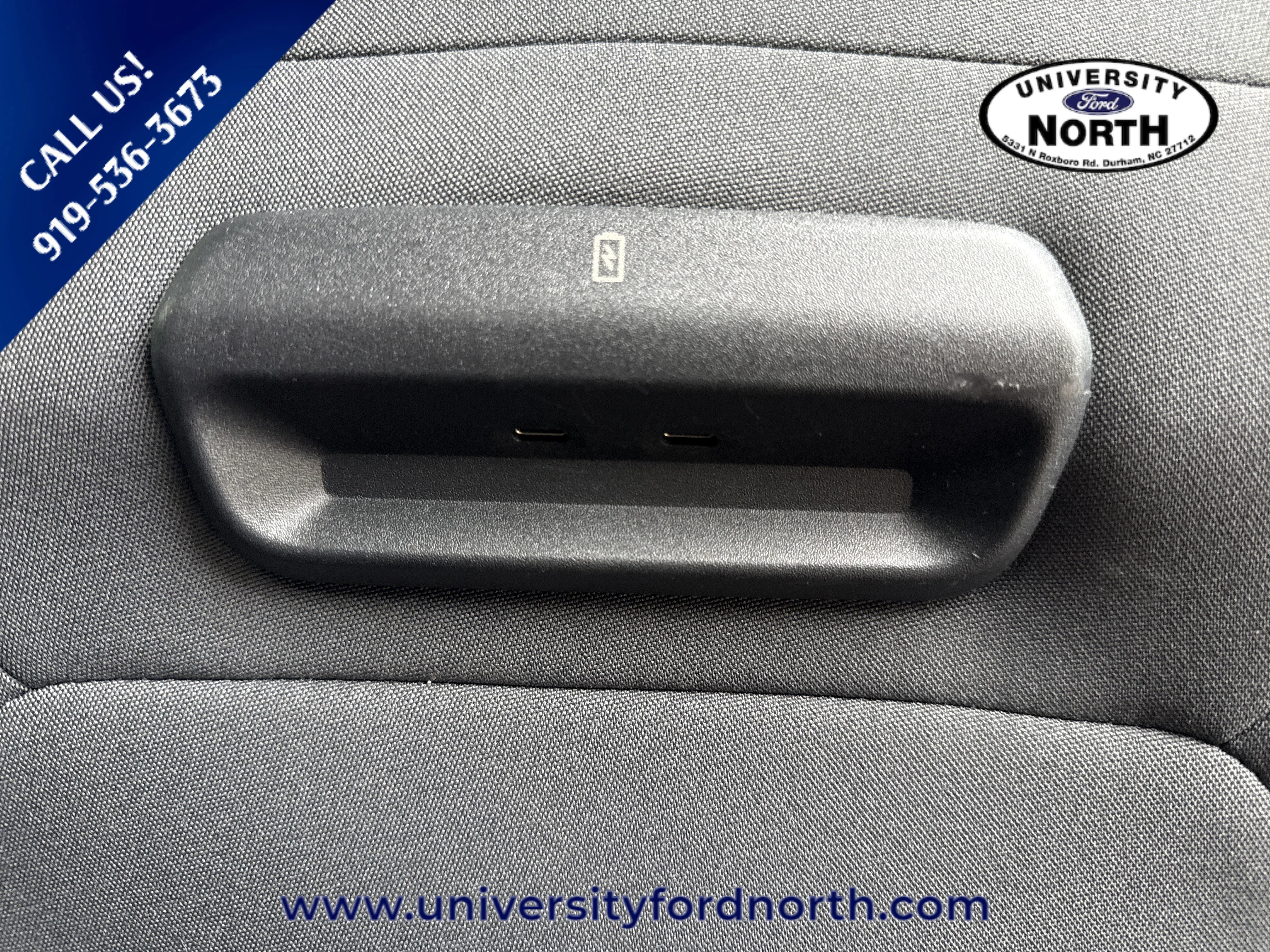 Used 2025 Agate Black Metallic Ford Active image 40