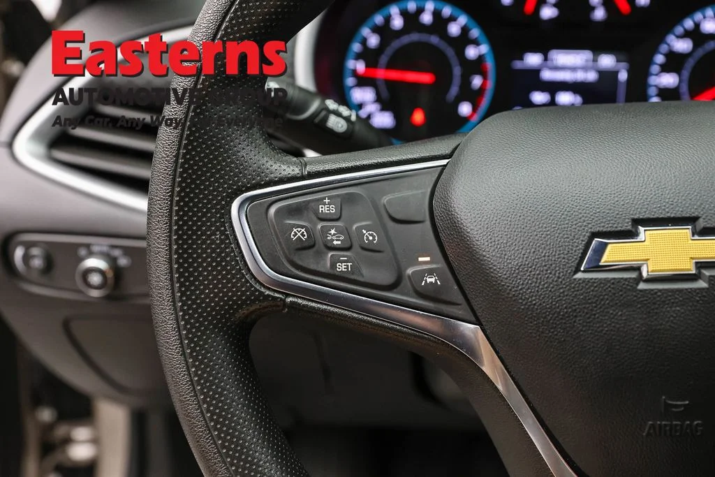 Used 2025 Gray Chevrolet LT image 15