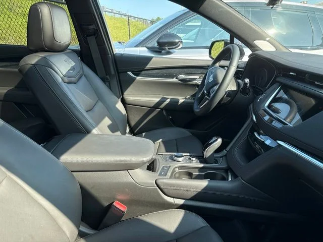 Used 2026 Black Cadillac Premium Luxury image 7