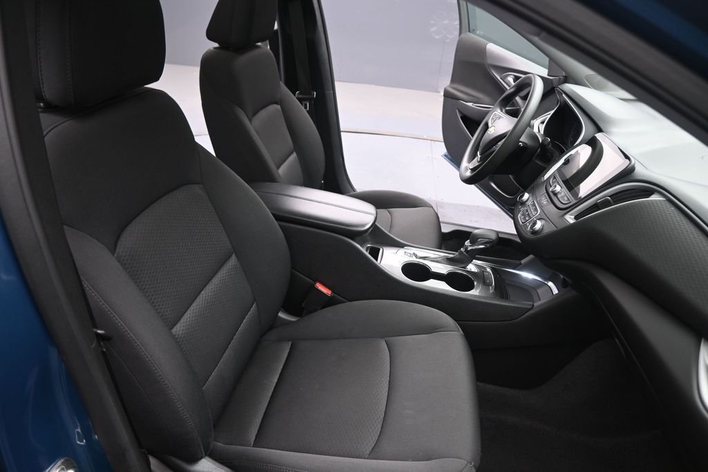 Used 2024 Blue Chevrolet LT image 27