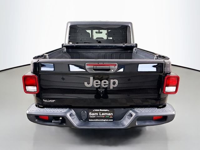 Used 2021 Black Jeep Sport image 6