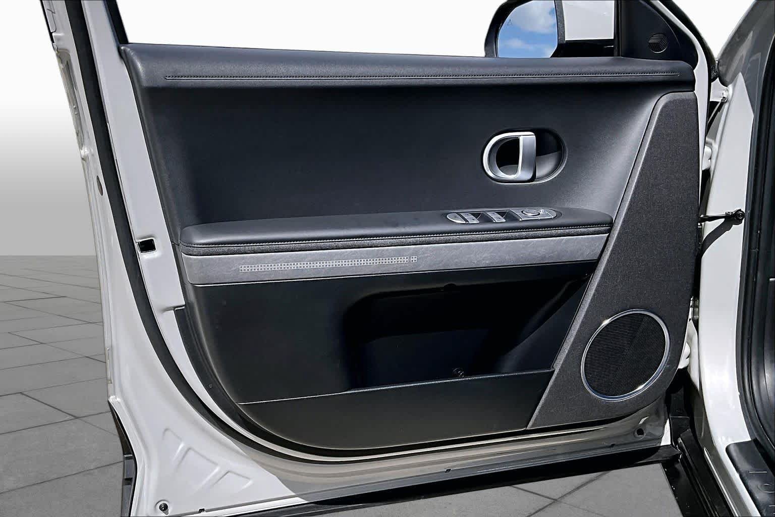 Used 2023 Cyber Gray Hyundai SEL image 20