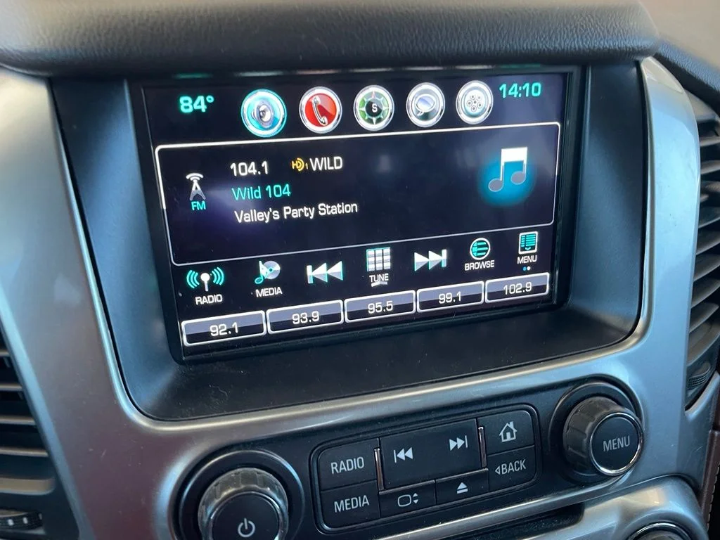 Used 2019 Black Chevrolet Premier image 16