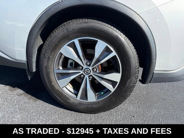 Used 2021 Brilliant Silver Nissan SV image 10