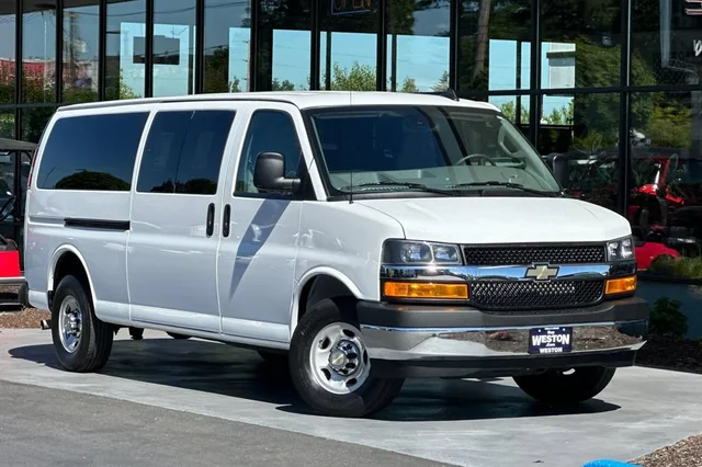 2024 Chevrolet Express Passenger 3500