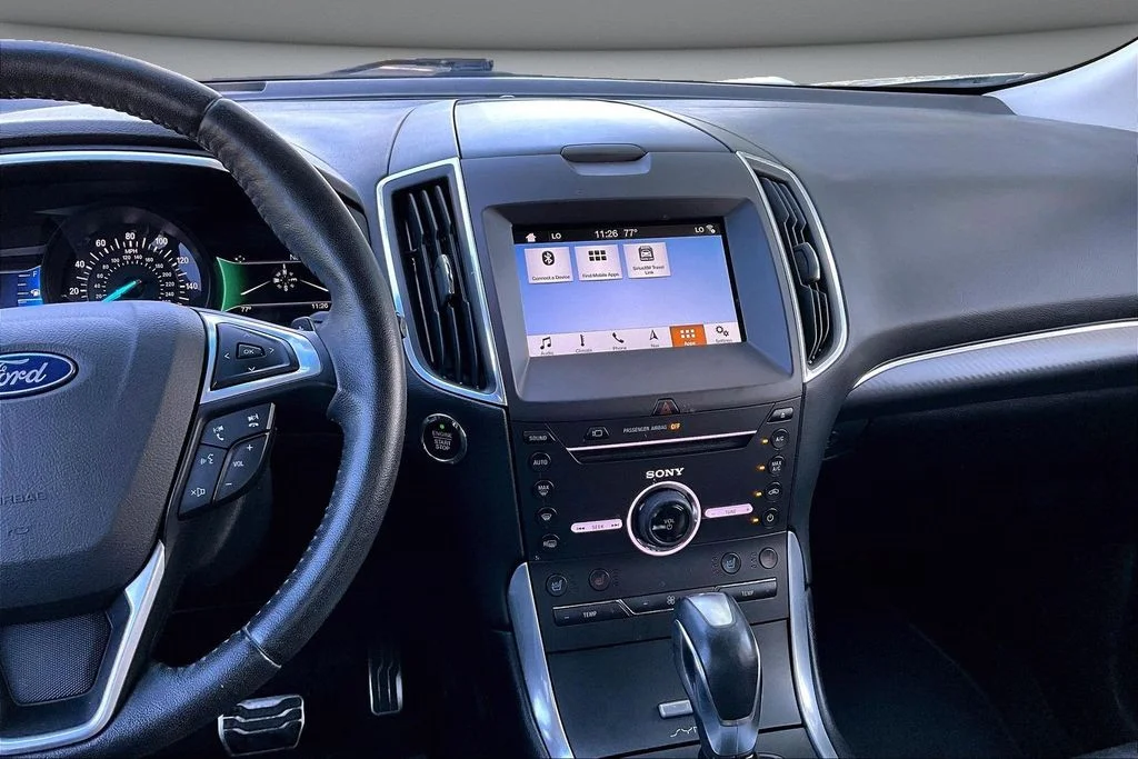 Used 2016 White Ford Sport image 9