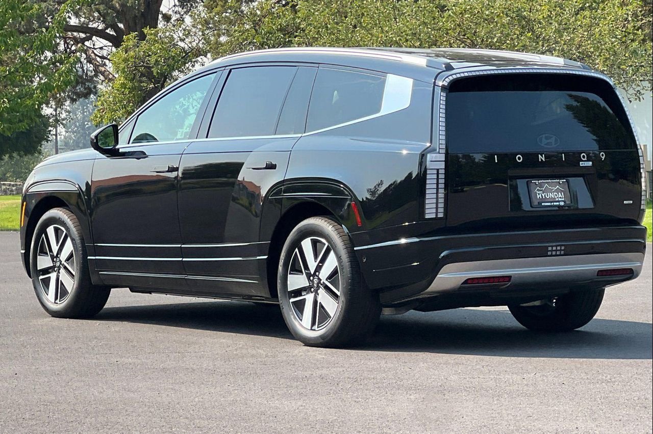 2026 Hyundai IONIQ 9 SEL - Photo 6