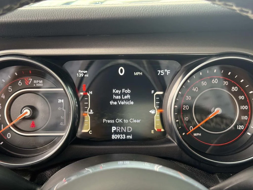 Used 2019 Gray Jeep Unlimited Sahara image 23