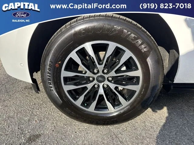 Used 2025 White Ford Platinum image 12