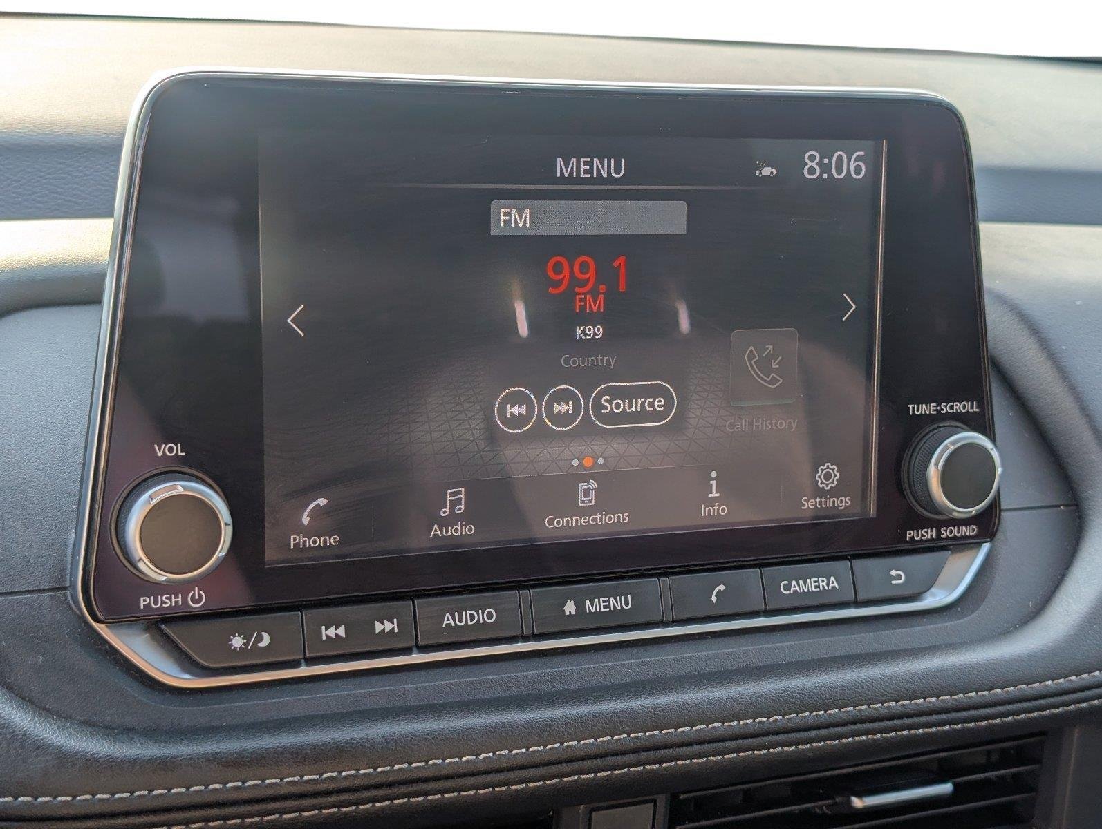 Used 2025 Gun Metallic Nissan SV image 20