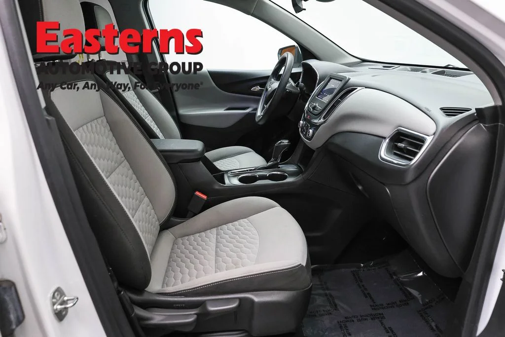 Used 2021 White Chevrolet LT image 23