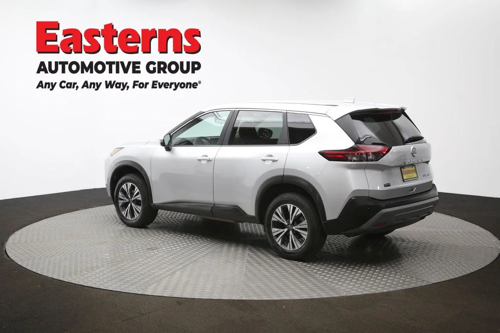 Used 2022 Silver Nissan SV image 64