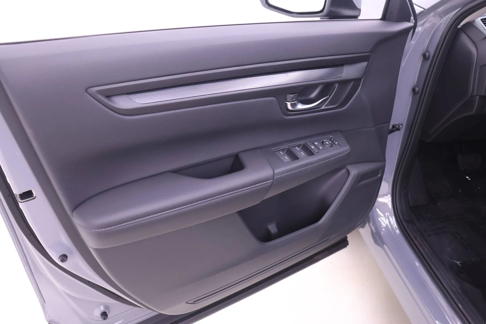 New 2026 Urban Gray Pearl Honda LX image 9
