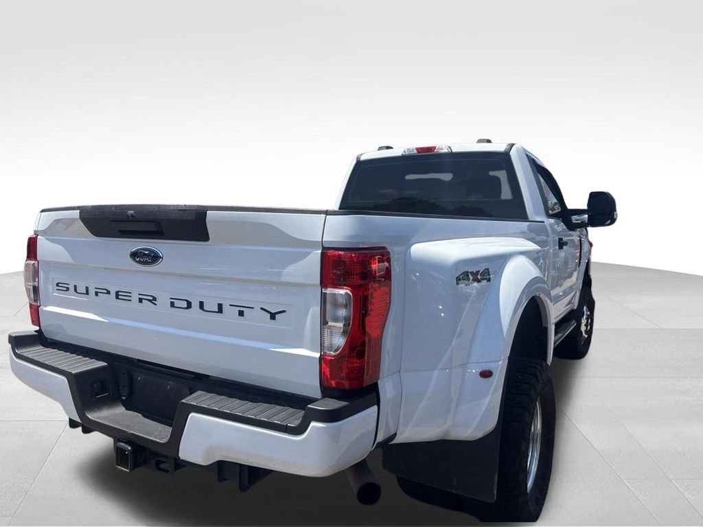 Used 2020 White Ford XL image 9