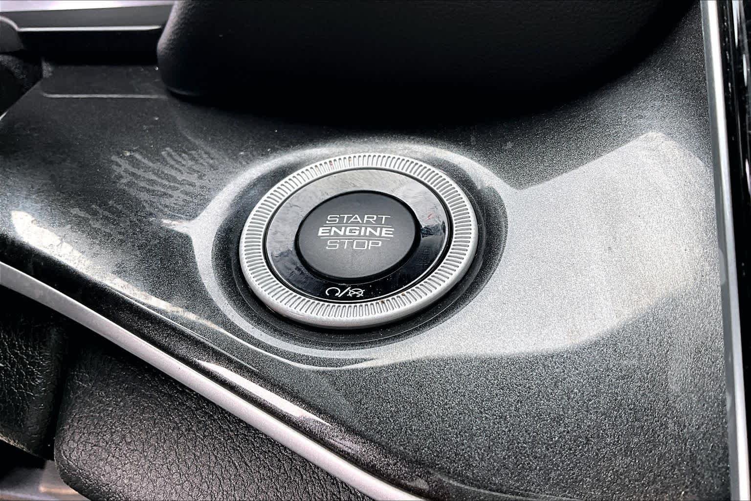 Used 2022 Bright White Clearcoat Jeep Altitude image 31