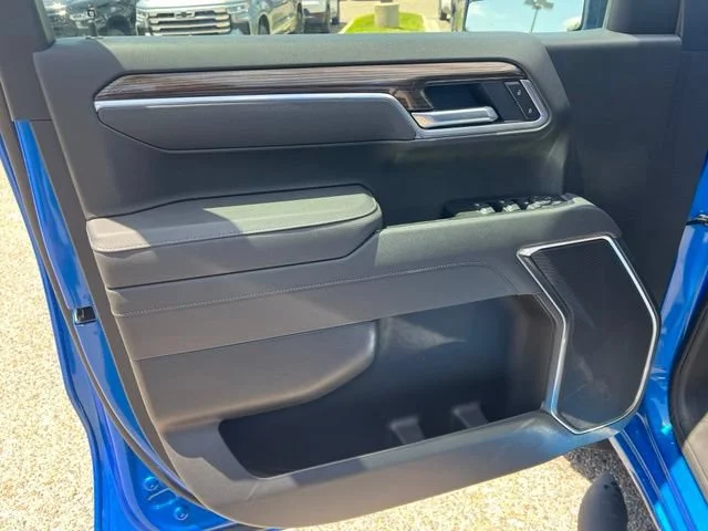 Used 2026 Riptide Blue Metallic Chevrolet RST image 13