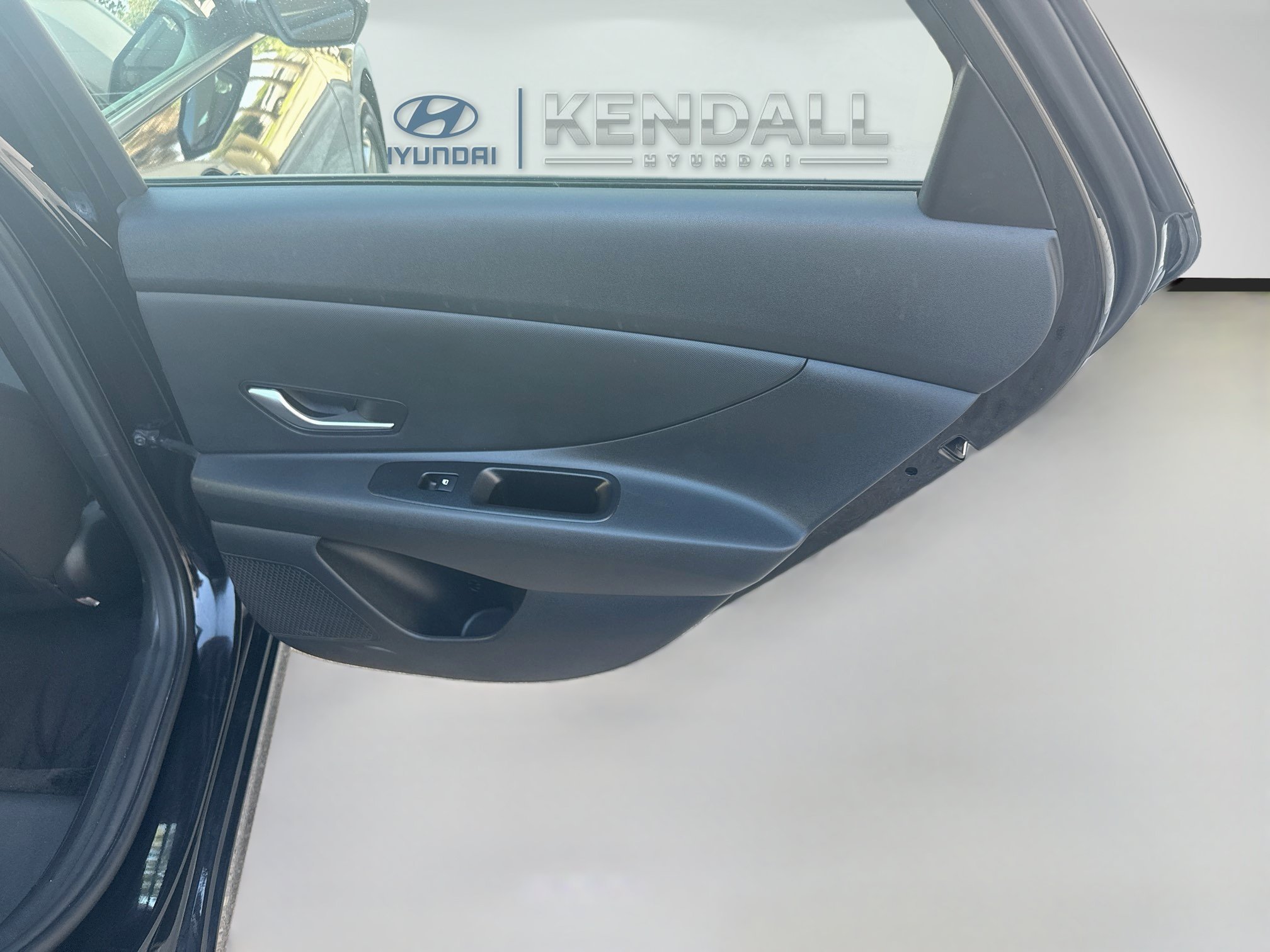 2025 Hyundai Elantra SE - Photo 27