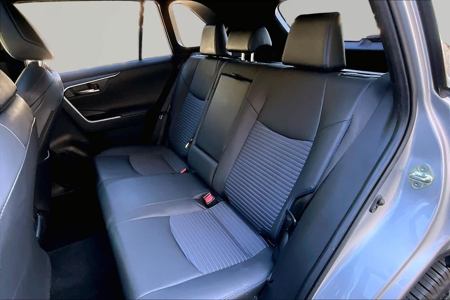 Used 2023 Silver Sky Metallic/Midnight Black Metallic Toyota Hybrid XSE image 21