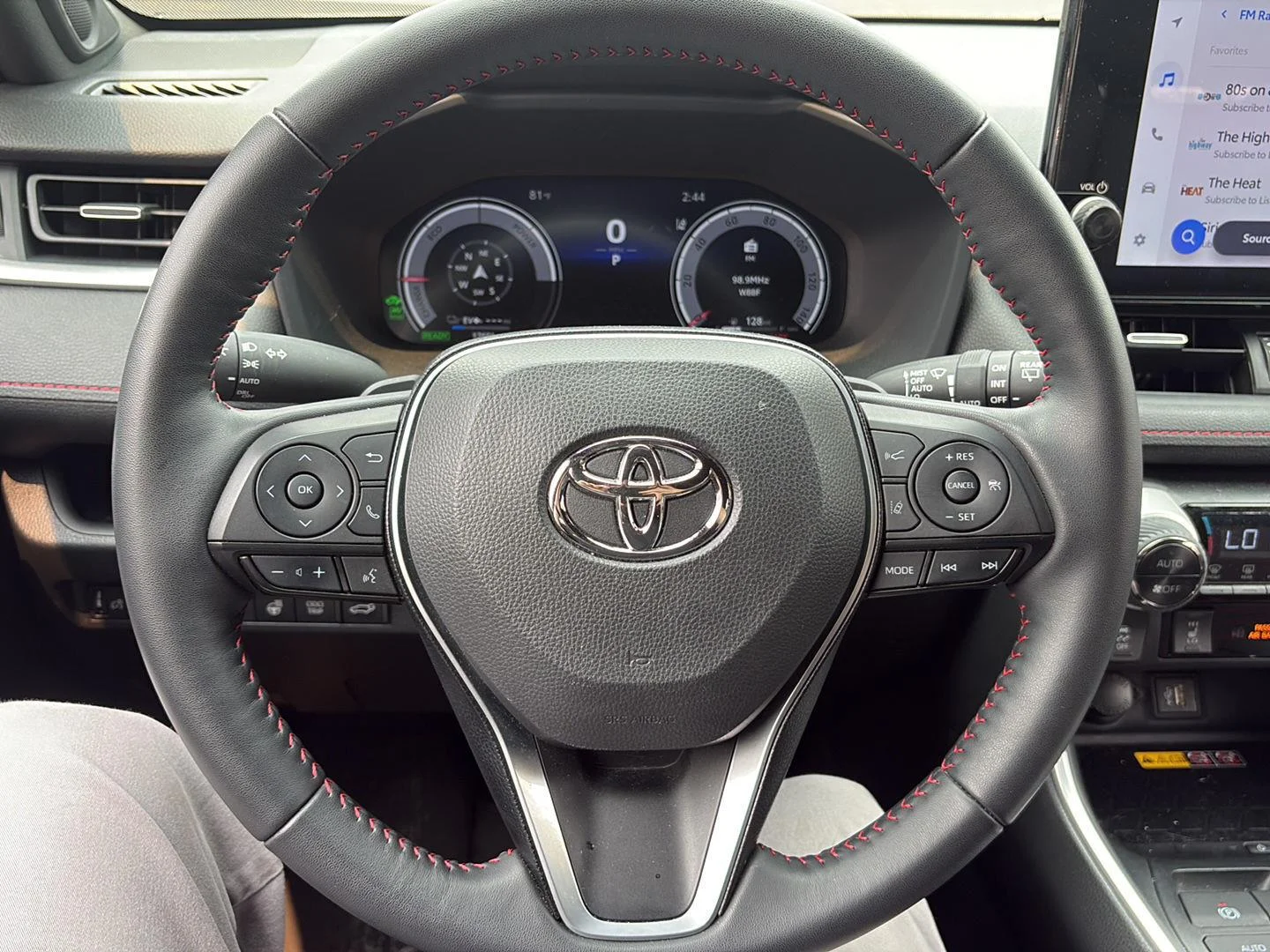 Used 2024 Wind Chill Pearl w/Midnight Black Metallic Roof Toyota XSE image 22