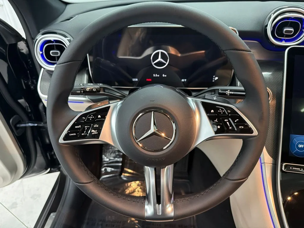 New 2027 Black Mercedes-Benz GLC 300 image 18