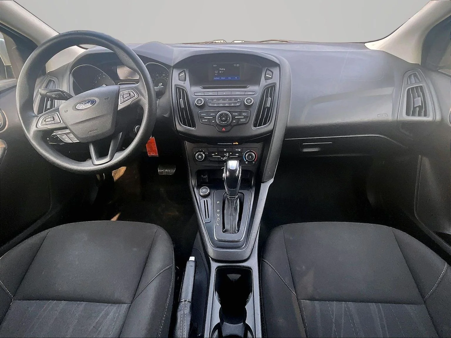 Used 2016 Silver Ford SE image 16