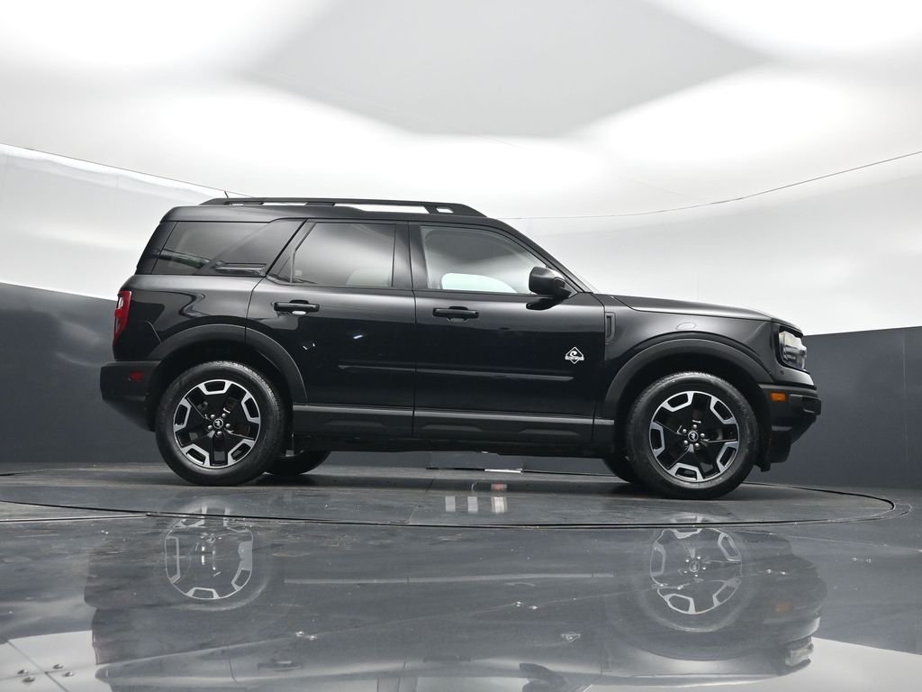 Used 2023 Black Ford Outer Banks image 75