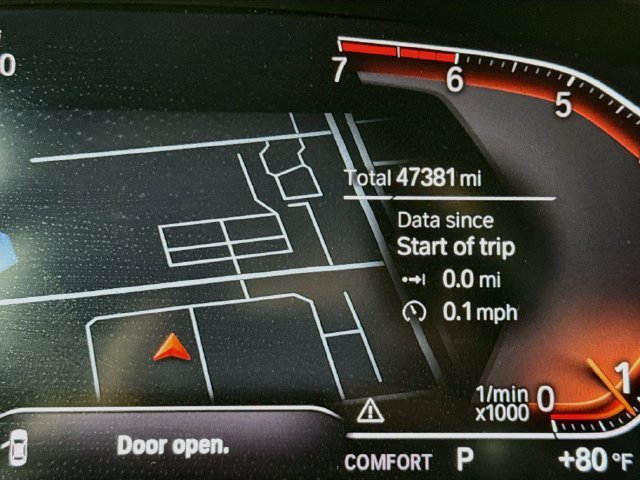 Used 2024 Black Sapphire Metallic BMW sDrive30i image 12