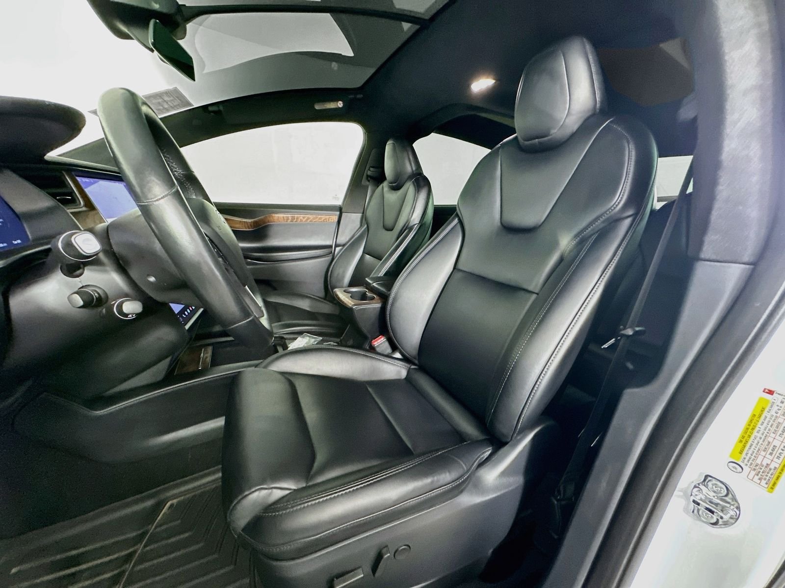 Used 2020 White Tesla Long Range image 20