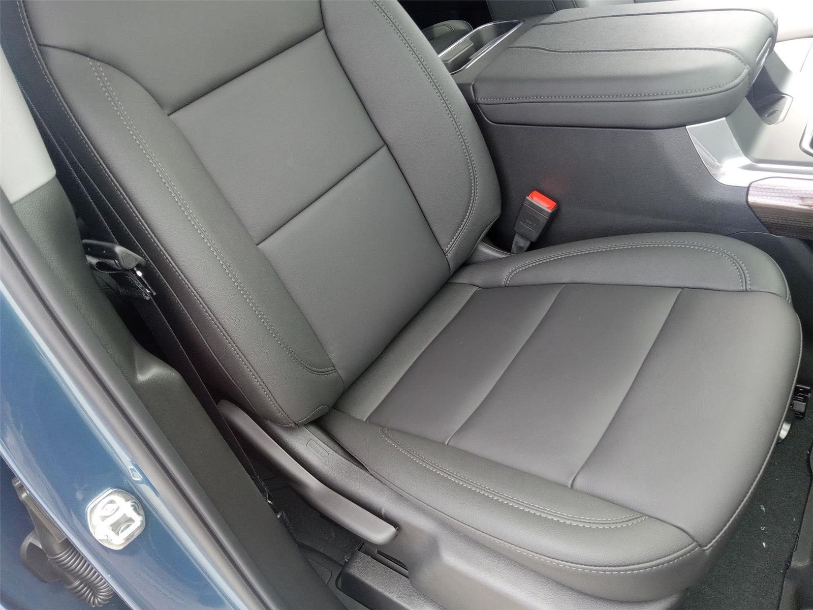 New 2026 Lakeshore Blue Metallic Chevrolet LT image 12