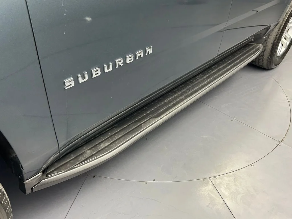 Used 2020 Shadow Gray Metallic Chevrolet LT image 35