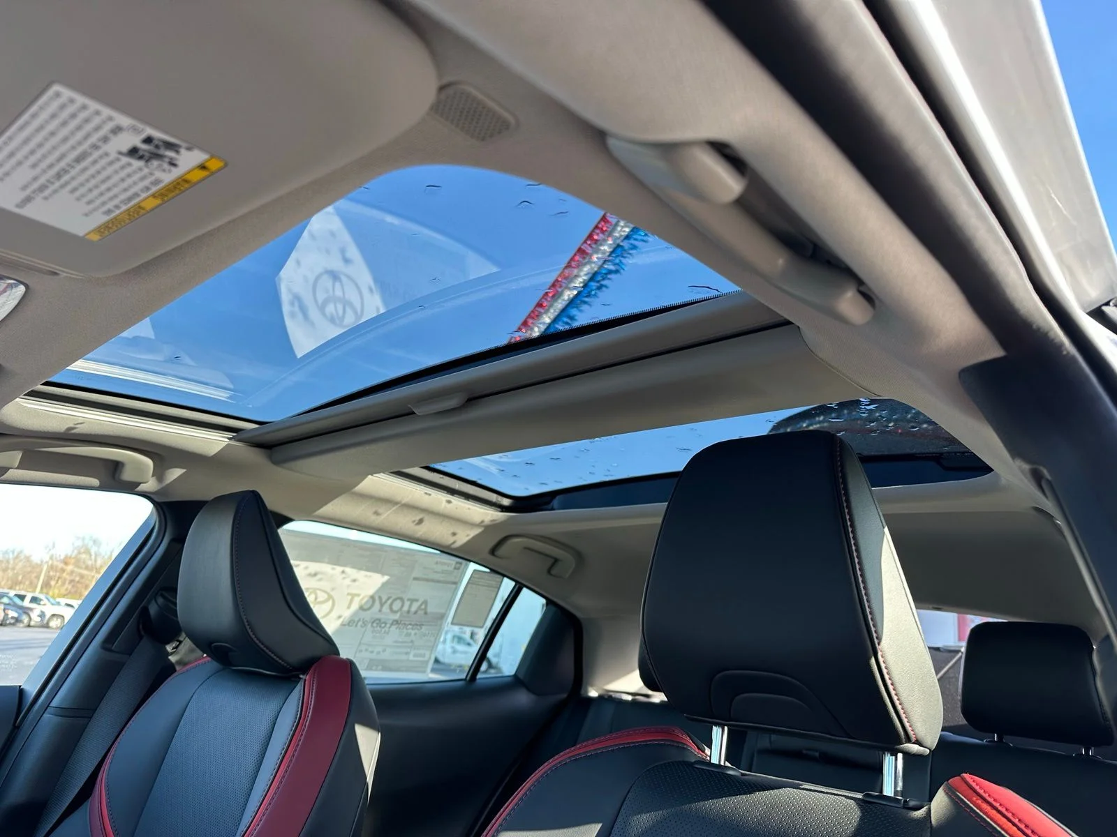 2026 Toyota Prius Plug-in Hybrid XSE Premium - Photo 18