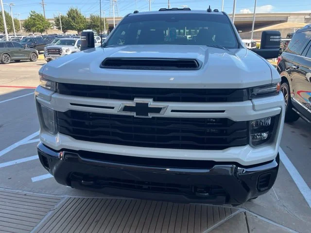 Used 2026 Summit White Chevrolet Custom image 3