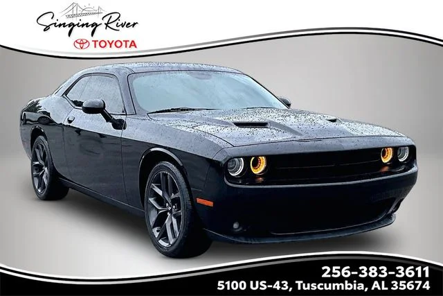 2019 Dodge Challenger SXT Auto's photo