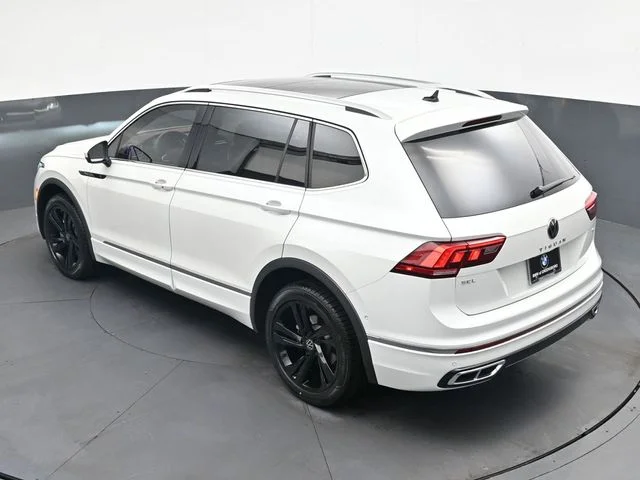 Used 2023 White Volkswagen 2.0T SEL R-Line image 26