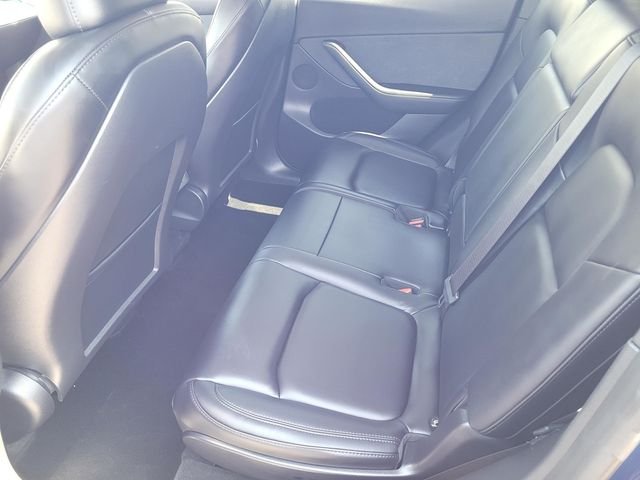 Used 2023  Tesla Long Range image 13