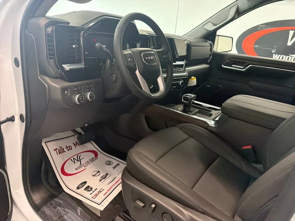 New 2026 Glacier White Tricoat GMC SLT image 11