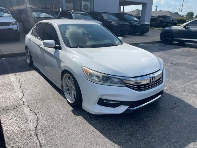 Used 2017 White Honda Sport image 3