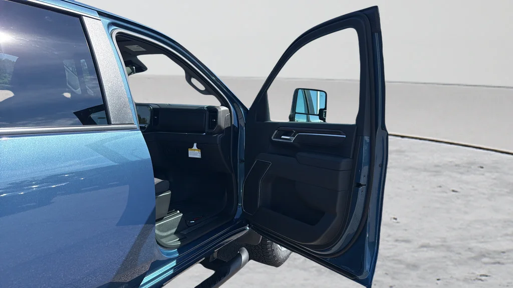 New 2026 Lakeshore Blue Metallic Chevrolet LT image 23
