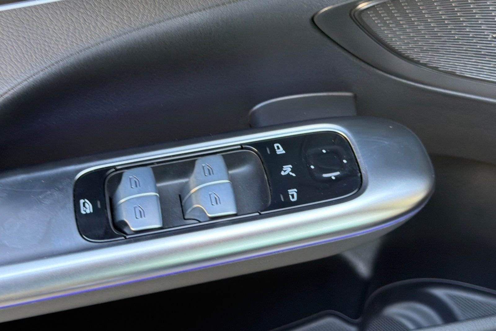 Certified Used 2023 Gray Mercedes-Benz C 300 image 28