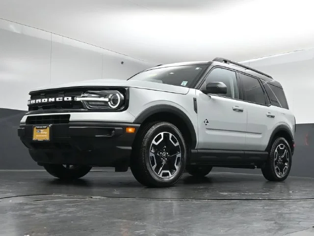Certified Used 2024 Green Ford Outer Banks image 39