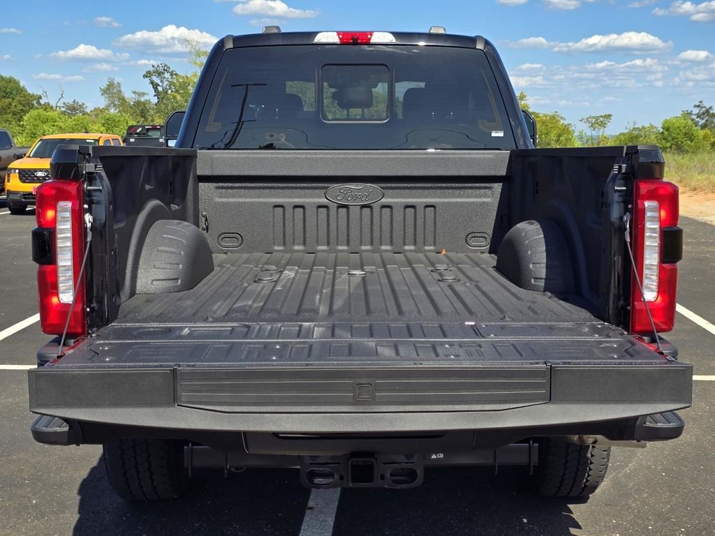 New 2026 Agate Black Metallic Ford F-250® Lariat® image 39