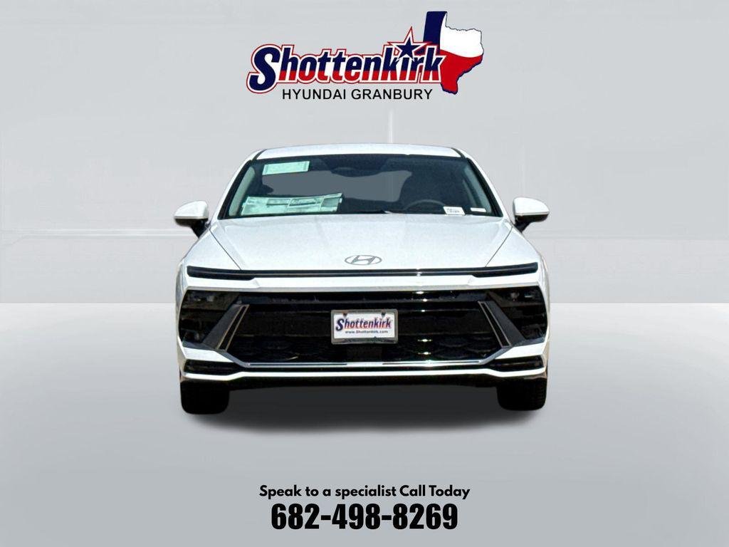 New 2026 White Hyundai SEL Sport image 2