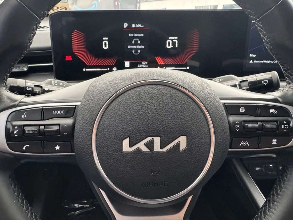 Used 2025 Gray Kia GT-Line image 21
